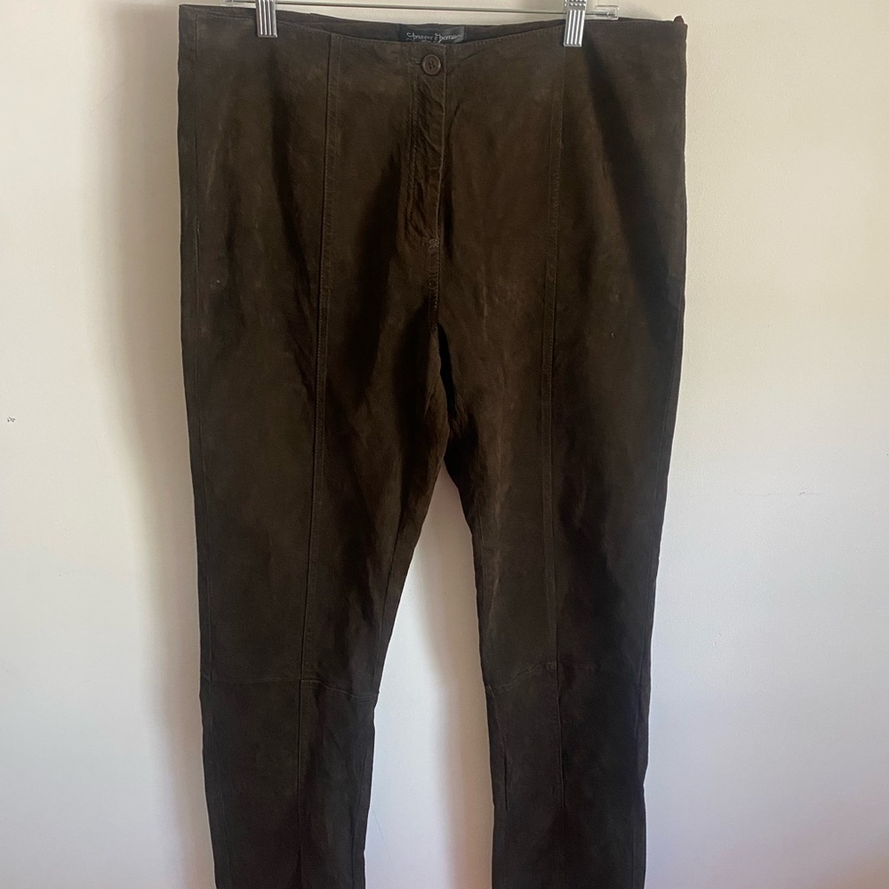 Prosper & Devine Women's Leather Pants in Rich Brown